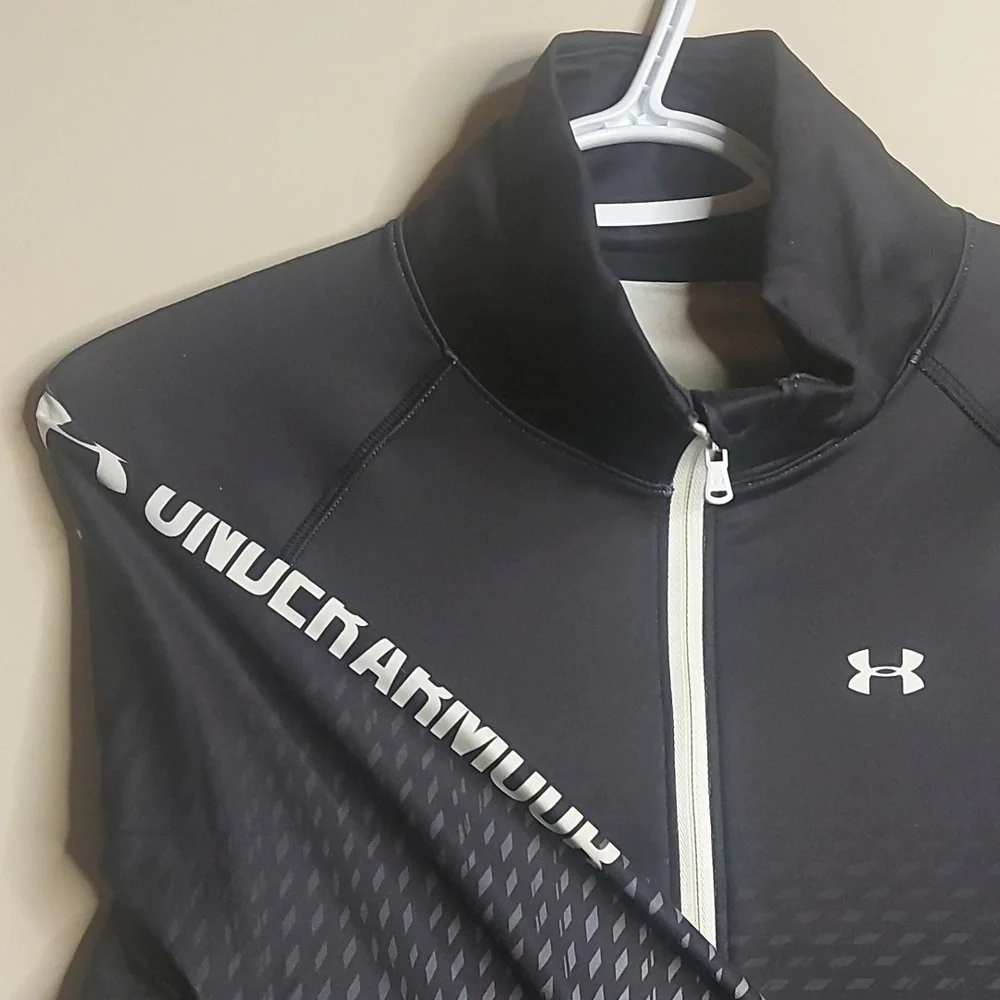 UNDER ARMOUR Activewear Longsleeve - Picture 3 of 5